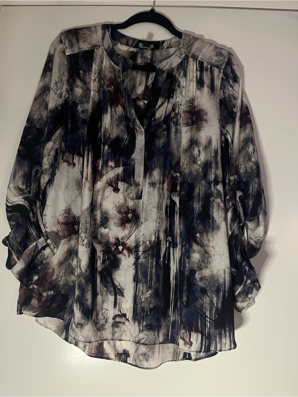 Women’s Abstract Print Long-Sleeve Blouse - Multicolor